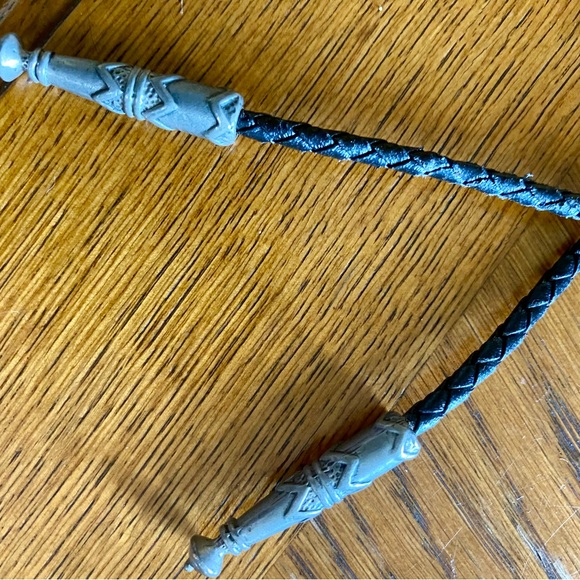 Bolo Tie Buffalo Pewter EGE 1989 Stamped Slide Black Leather Silver Tone Pewter - Picture 13 of 14